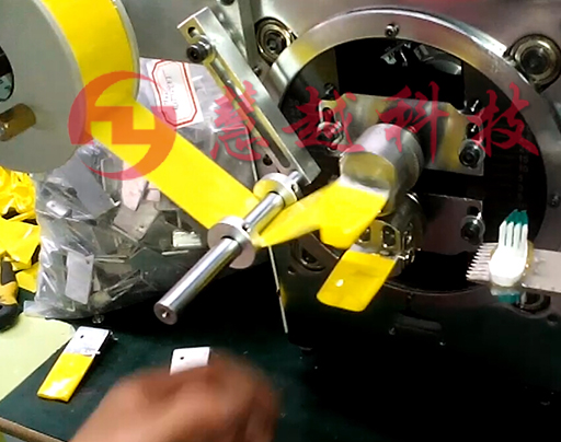 自動(dòng)包膠機(jī)實(shí)物圖 自動(dòng)包膠機(jī)實(shí)物圖