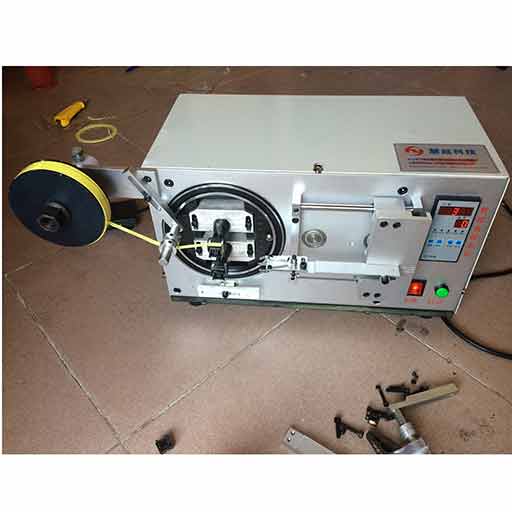 自動(dòng)包膠機(jī)實(shí)物圖 自動(dòng)包膠機(jī)實(shí)物圖