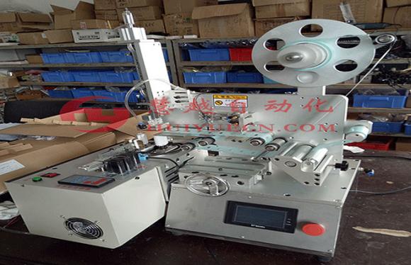 USB轉(zhuǎn)換頭包膠機(jī)-全自動(dòng)USB接口包膠帶機(jī)