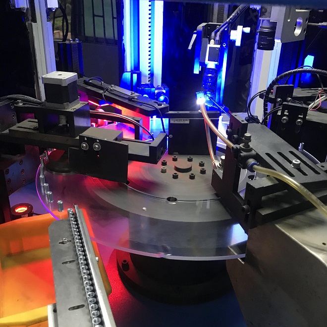 影像CCD篩選機(jī)-HY-CD01 全自動(dòng)CCD視覺(jué)篩選機(jī)，全自動(dòng)CCD視覺(jué)篩選機(jī)廠家，全自動(dòng)CCD視覺(jué)篩選機(jī)價(jià)格